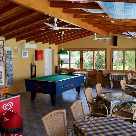 Jimmys Aparthotel *